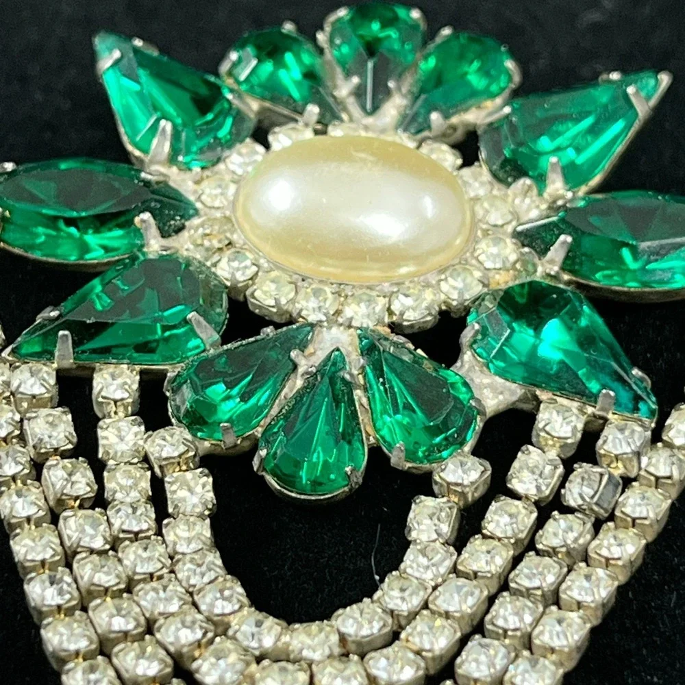 Vintage Green Rhinestone Flower Brooch 4 Strand Swag Drape